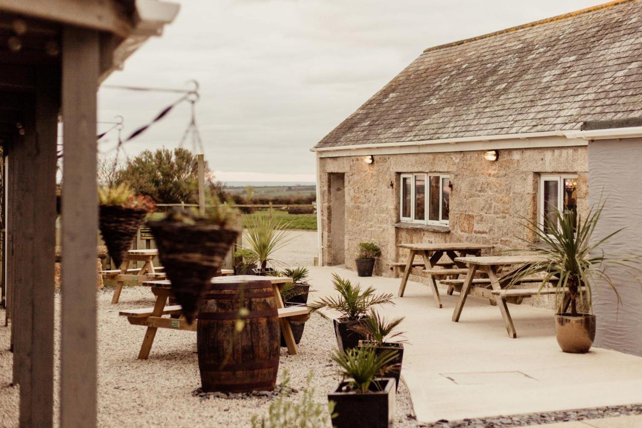 Wheal Prosper- Beautifully Fitted Wooden Lodge Helston Cornwall Kültér fotó